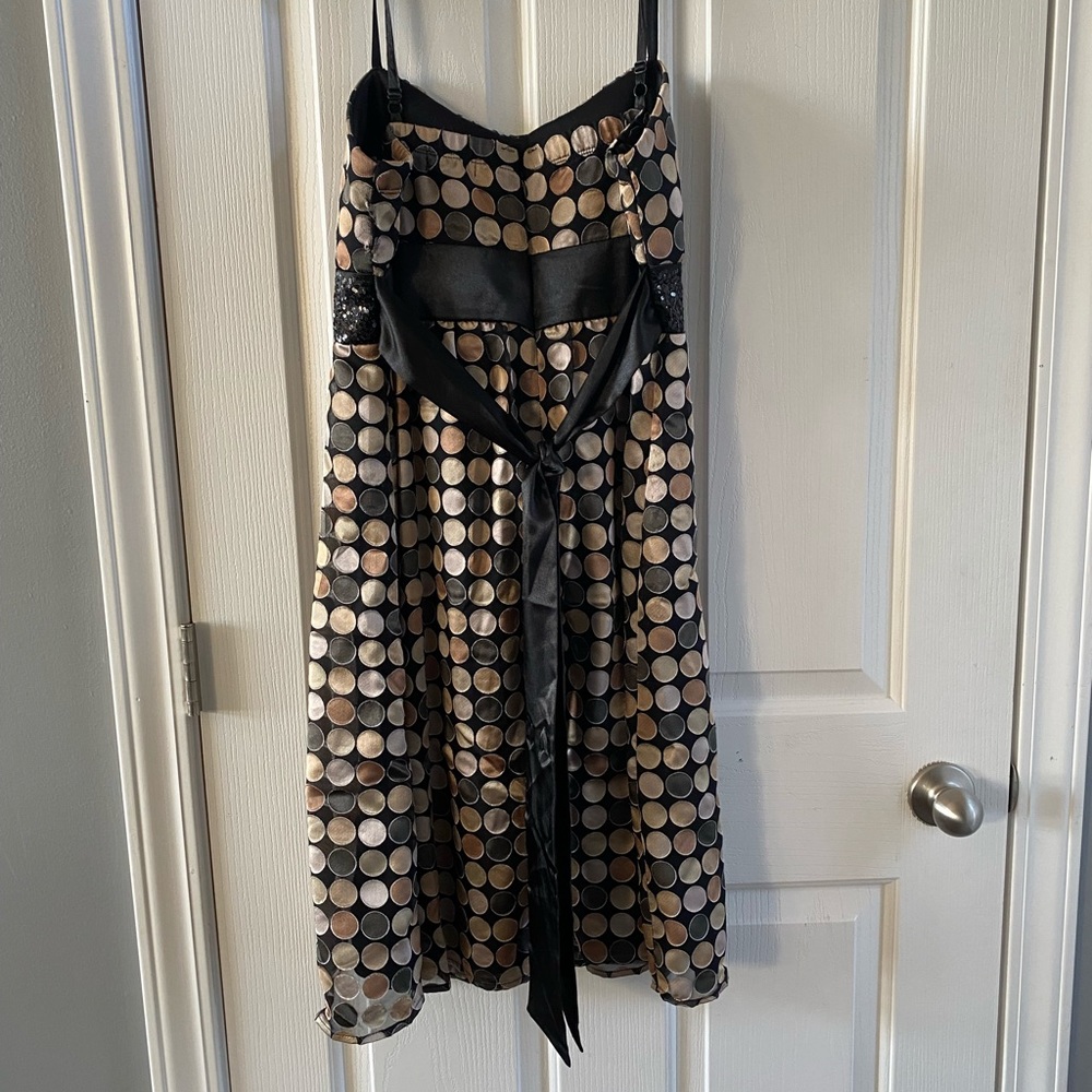 GUC Roulette Dress - Picture 2 of 4